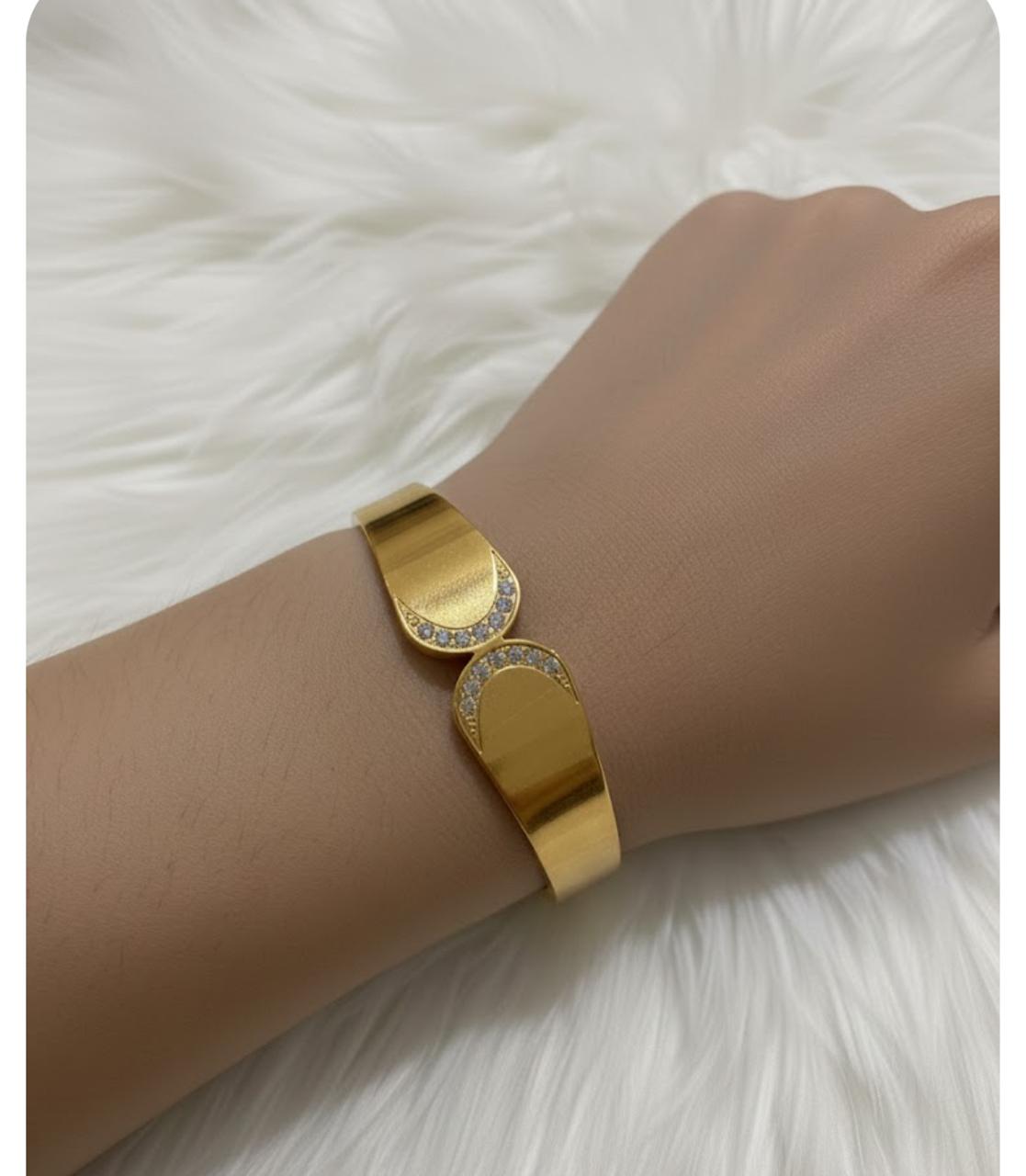 Dainty Anti Tarnish Bangle