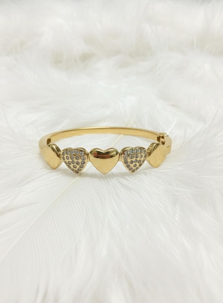 Timeless Premium Golden Anti-Tarnish Bangle