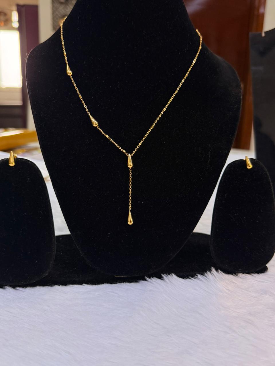 anti tarnish pendant