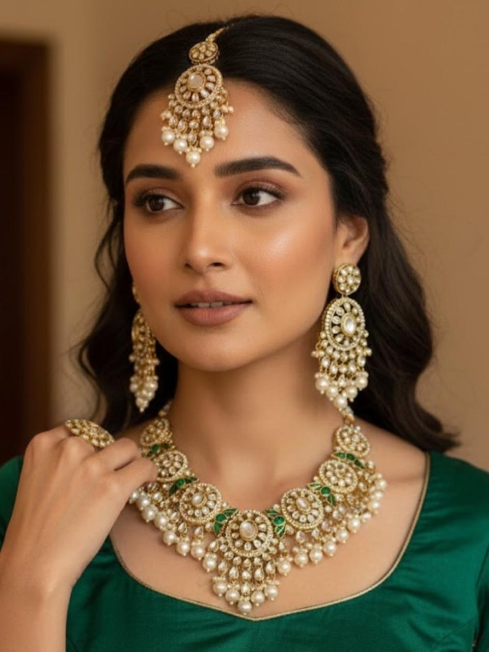 stone jewellery with pearl